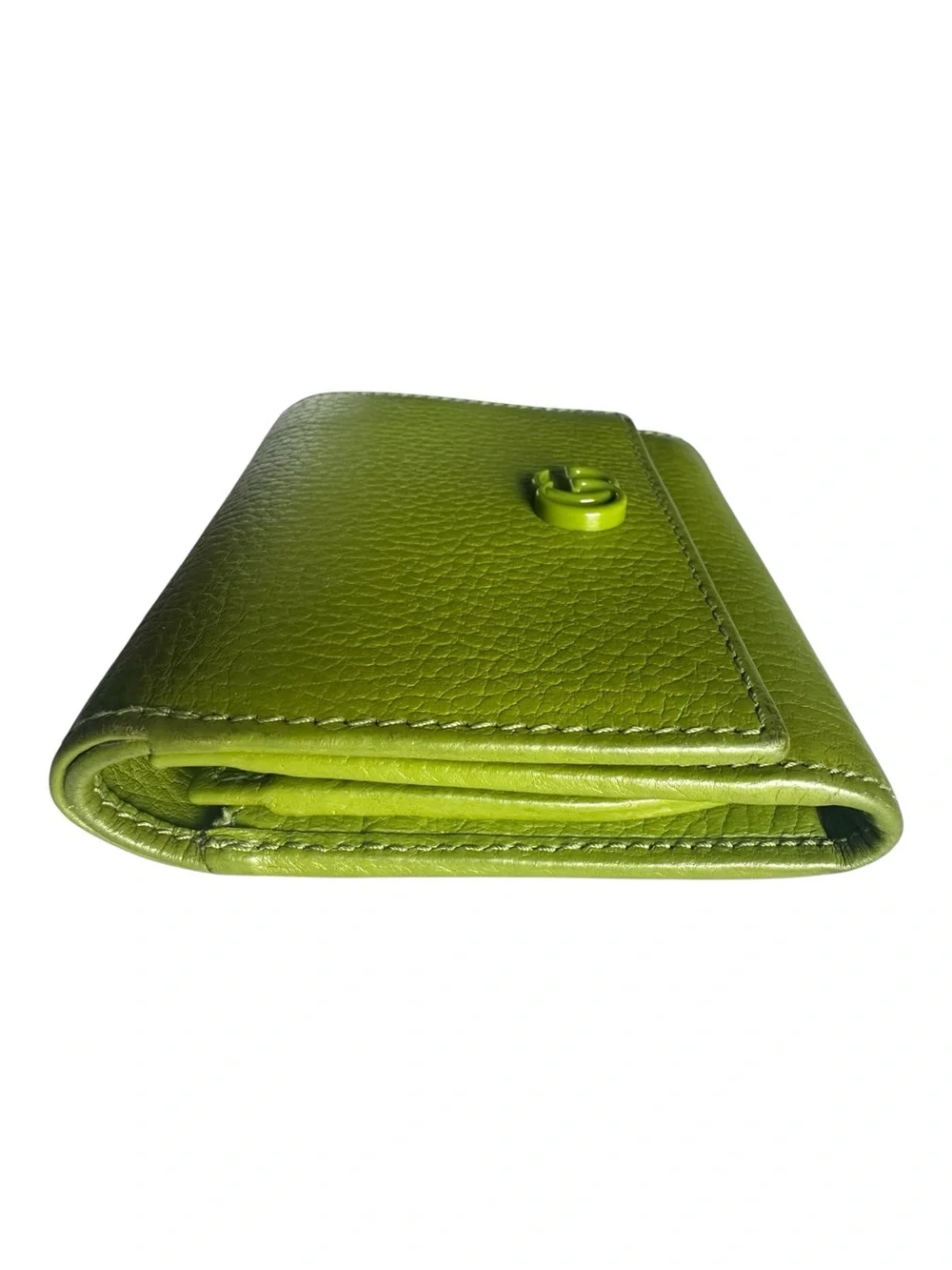 Authentic Gucci GG Marmont Lime Green Pebbled Leather Compact Wallet
